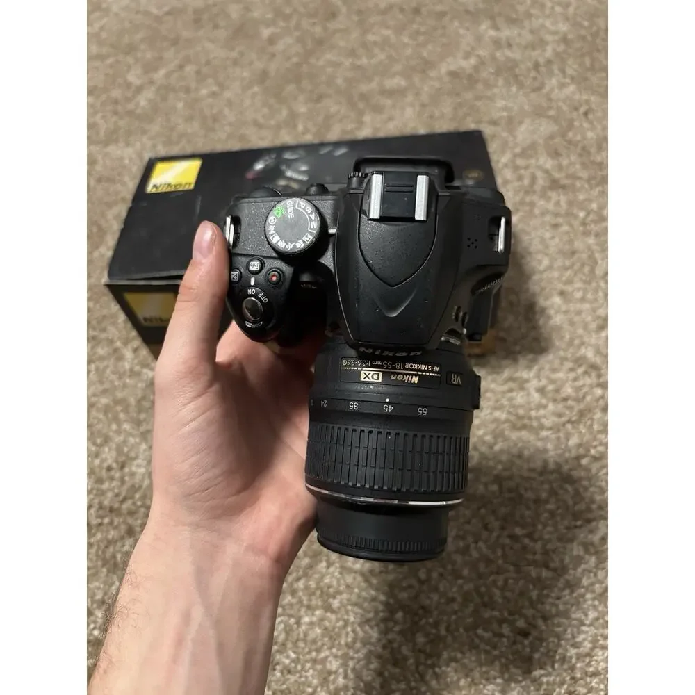 Nikon D3200 Digital Camera With Lens And Box